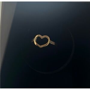 18Karat Solid Gold Heart Ring